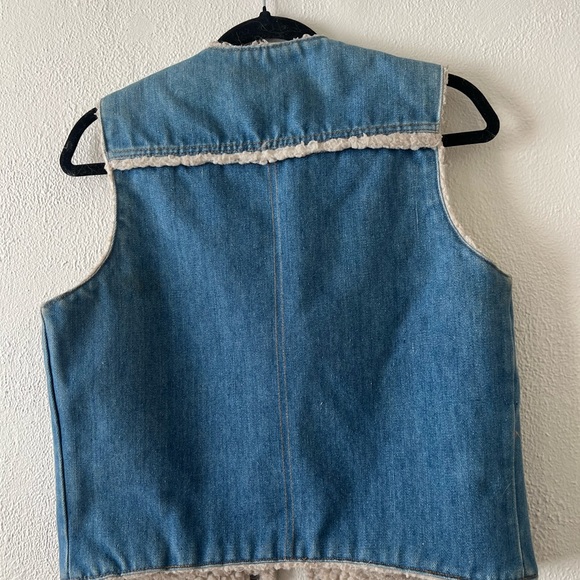 Vintage Levi Sherpa vest - Picture 2 of 6